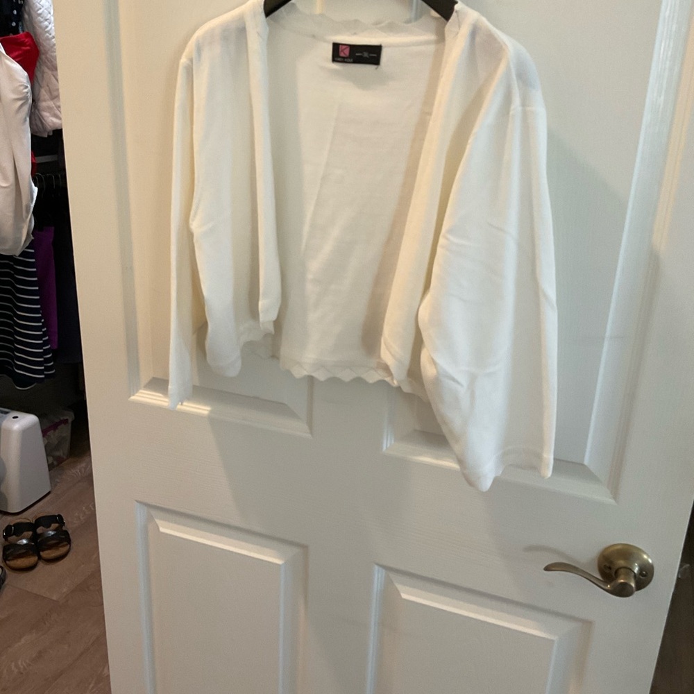White Cropped Cardigan